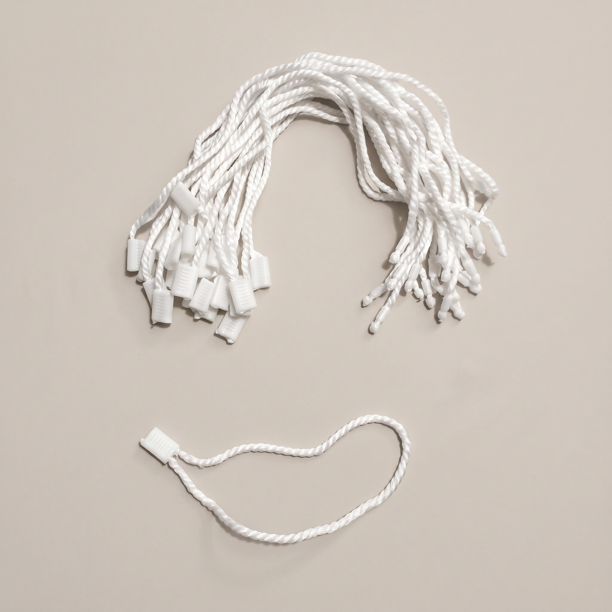 White nylon hang tag string 7.5 inch with lock pin